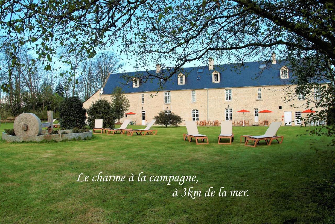 Hotel Le Manoir De Mathan Crepon A La Campagne 5 Mn D'Arromanches Et 10 Mn De Bayeux Exterior photo